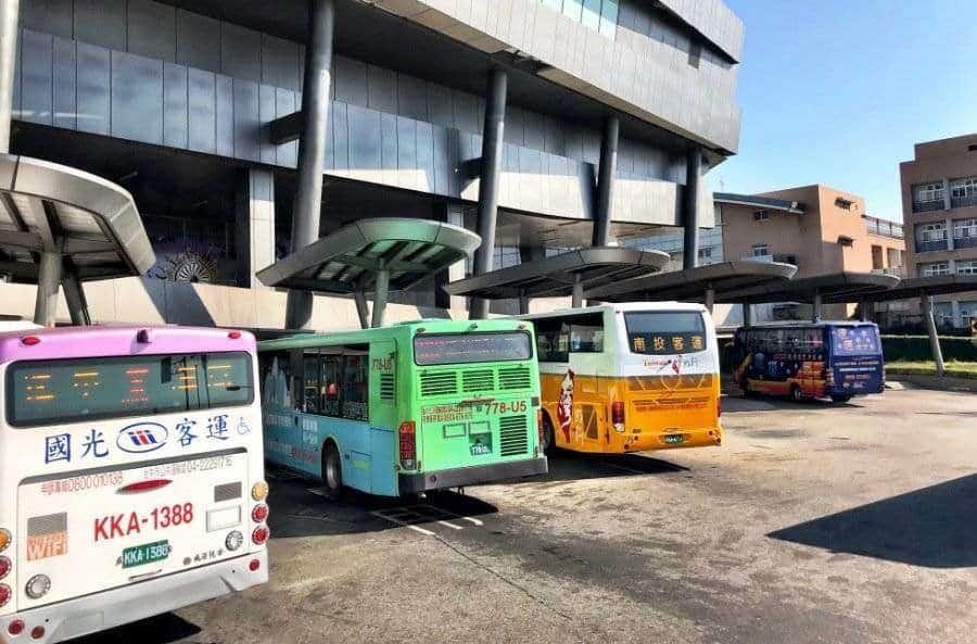 buses at taichung airport